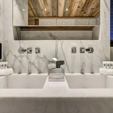 Chalet Escapes The Luxury Of A Chalet In